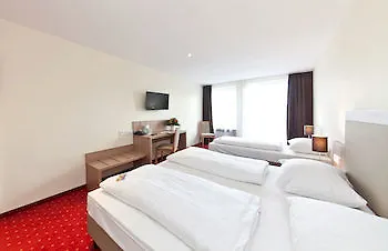 Hotel Excelsior Hauptbahnhof 4*