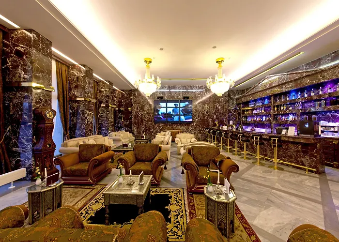 Hotel Excelsior Hauptbahnhof 4*