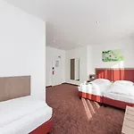 호텔 Excelsior Hauptbahnhof 4*