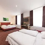 Excelsior Hauptbahnhof 4*