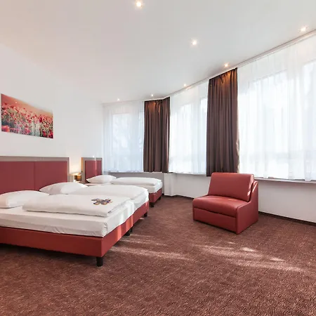 Excelsior Hauptbahnhof מלון 4*