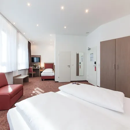 Excelsior Hauptbahnhof מלון דורטמונד