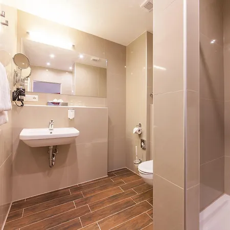 Excelsior Hauptbahnhof 4* דורטמונד