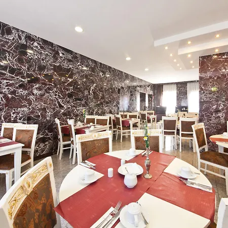 מלון Excelsior Hauptbahnhof