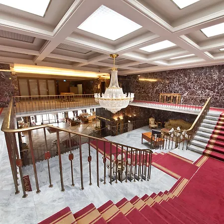 Excelsior Hauptbahnhof