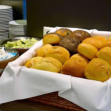 Excelsior Hauptbahnhof 4*
