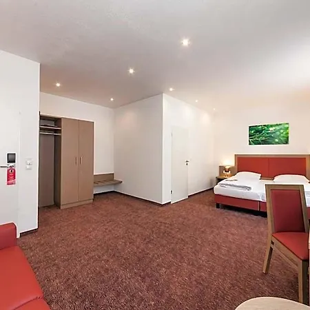 Hotel Excelsior Hauptbahnhof 4*
