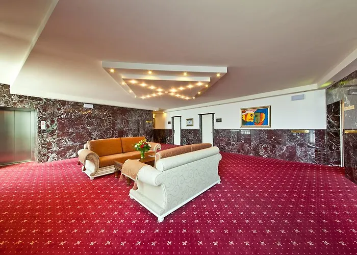 Excelsior Hauptbahnhof 4*