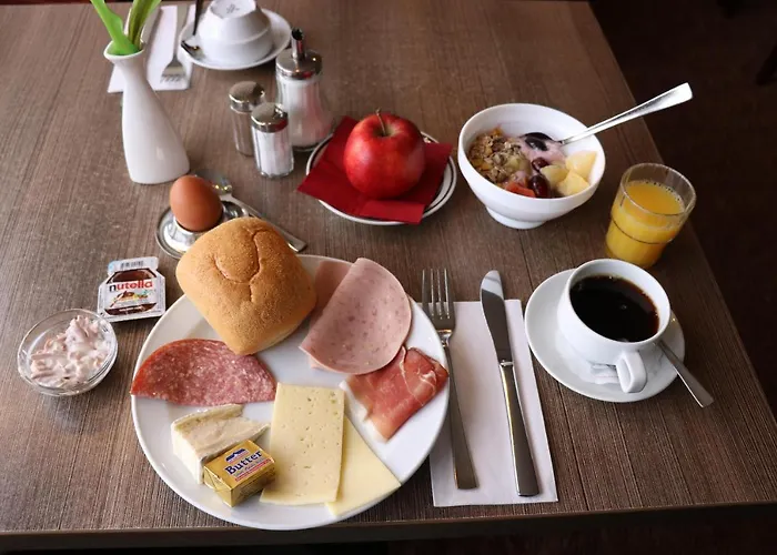 Excelsior Hauptbahnhof Отель 4*